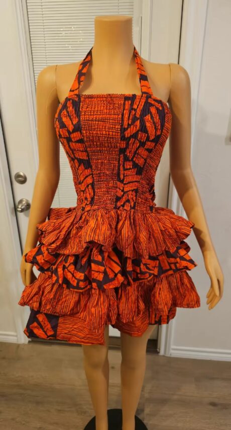 Zuri Reign Smokey Ankara — a luxurious statement of African elegance, crafted for women who reign with confidence. 👑✨